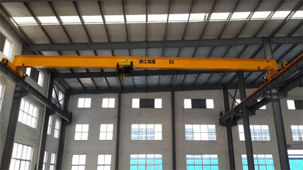 5噸單梁起重機.jpg 5噸單梁起重機.jpg