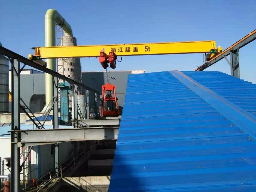 LZ電動葫蘆抓斗起重機.jpg LZ電動葫蘆抓斗起重機.jpg