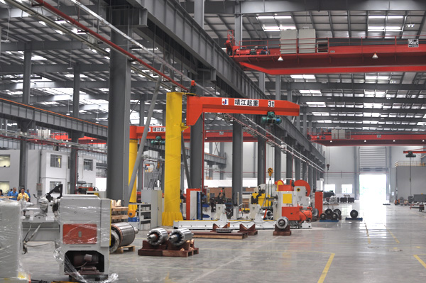 旋臂起重機 旋臂起重機