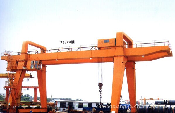 龍門起重機 龍門起重機