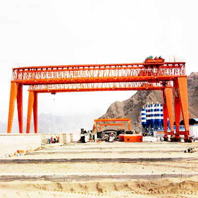 工程雙主梁起重機(jī).400.jpg